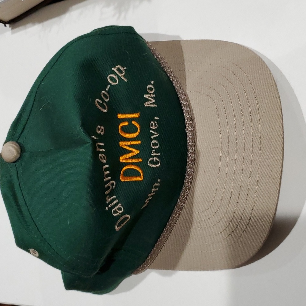 Dairyman's Co-Op DMCI Mountain Grove MO Youth Baseball Cap.